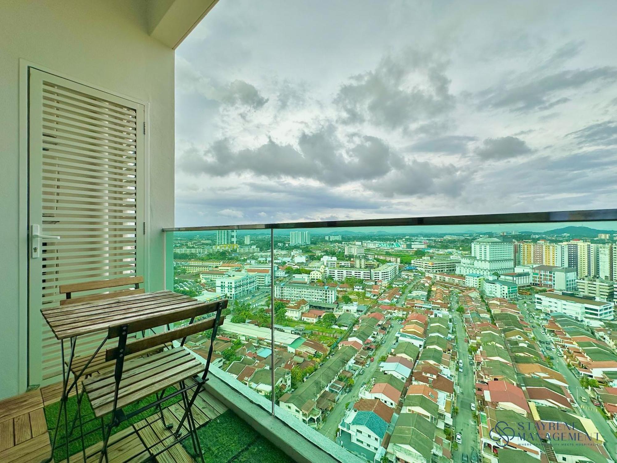 Melaka Ong Kim Wee Residences By Stayrene Ngoại thất bức ảnh