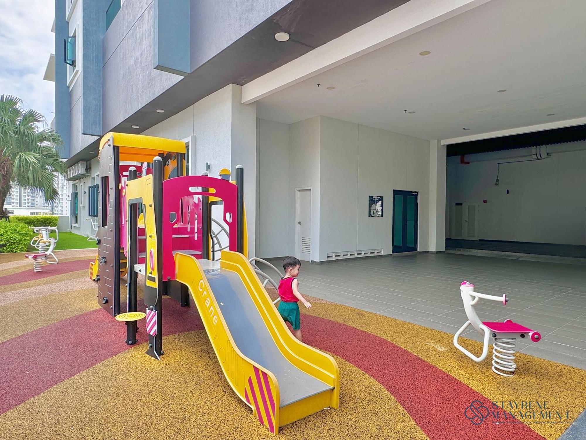 Melaka Ong Kim Wee Residences By Stayrene Ngoại thất bức ảnh